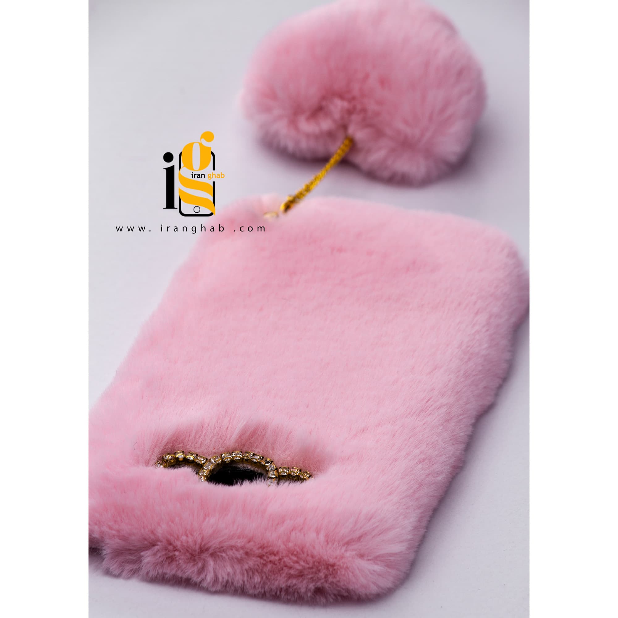 قاب دخترانه خزدار با اویز قلب برای سامسونگ A13 4G — تصویر ۲