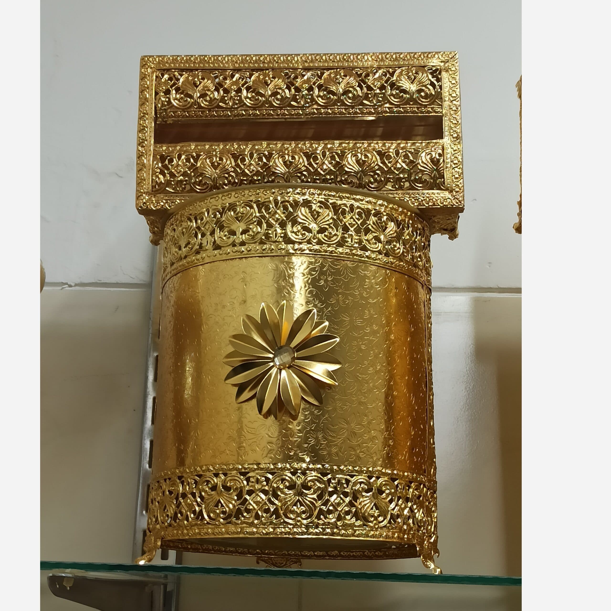 سطل و جا دستمال کاغذی پیوتر نگین دار کامنا مدل 13144995 — تصویر ۲