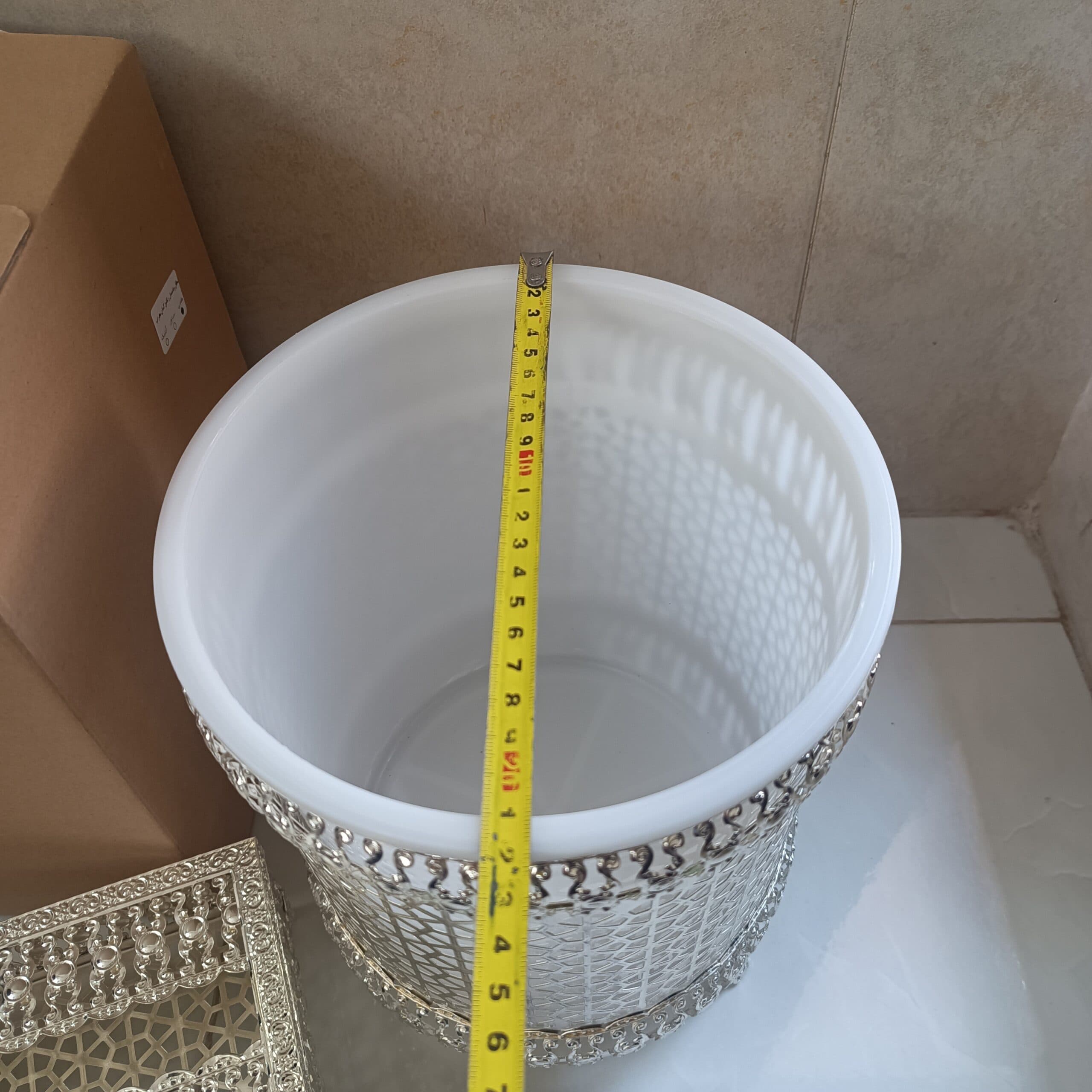 ست سطل و جا دستمال کاغذی طرح نقره ای کامنا مدل 13144895 — تصویر ۲
