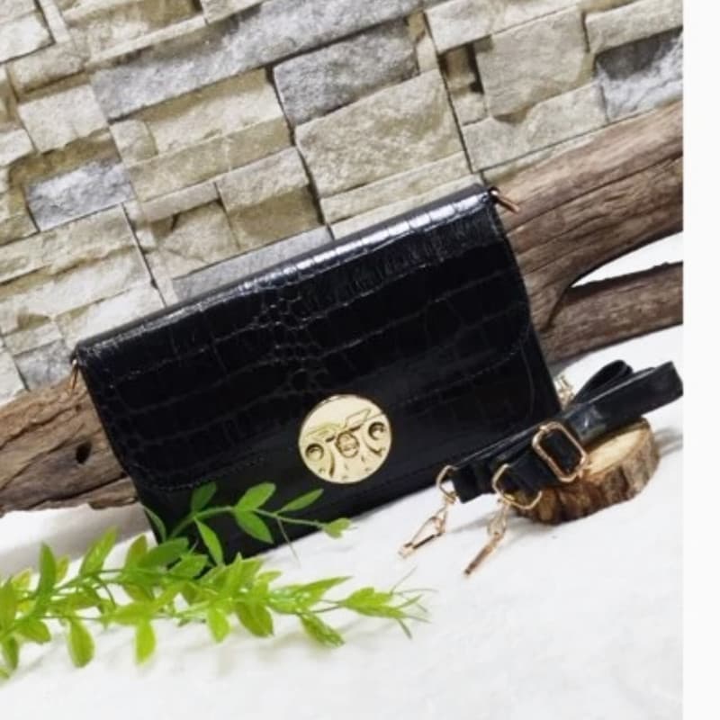 کیف مجلسی زنانه مدل ورنی قفل گرد کد 23 — تصویر ۳