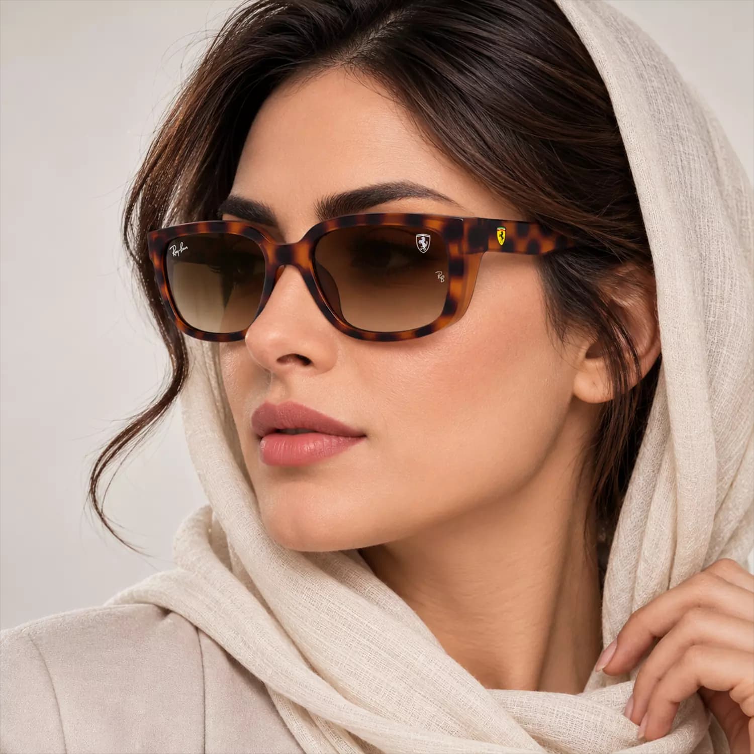 عینک آفتابی ری بن فراری اورجینال کد RB 4443 — تصویر ۵