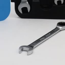 آچار یکسر تخت و یکسر رینگی ویکا مدل جغجغه ای کد YP-WK16102-8/19MM مجموعه 7 عددی — تصویر ۶