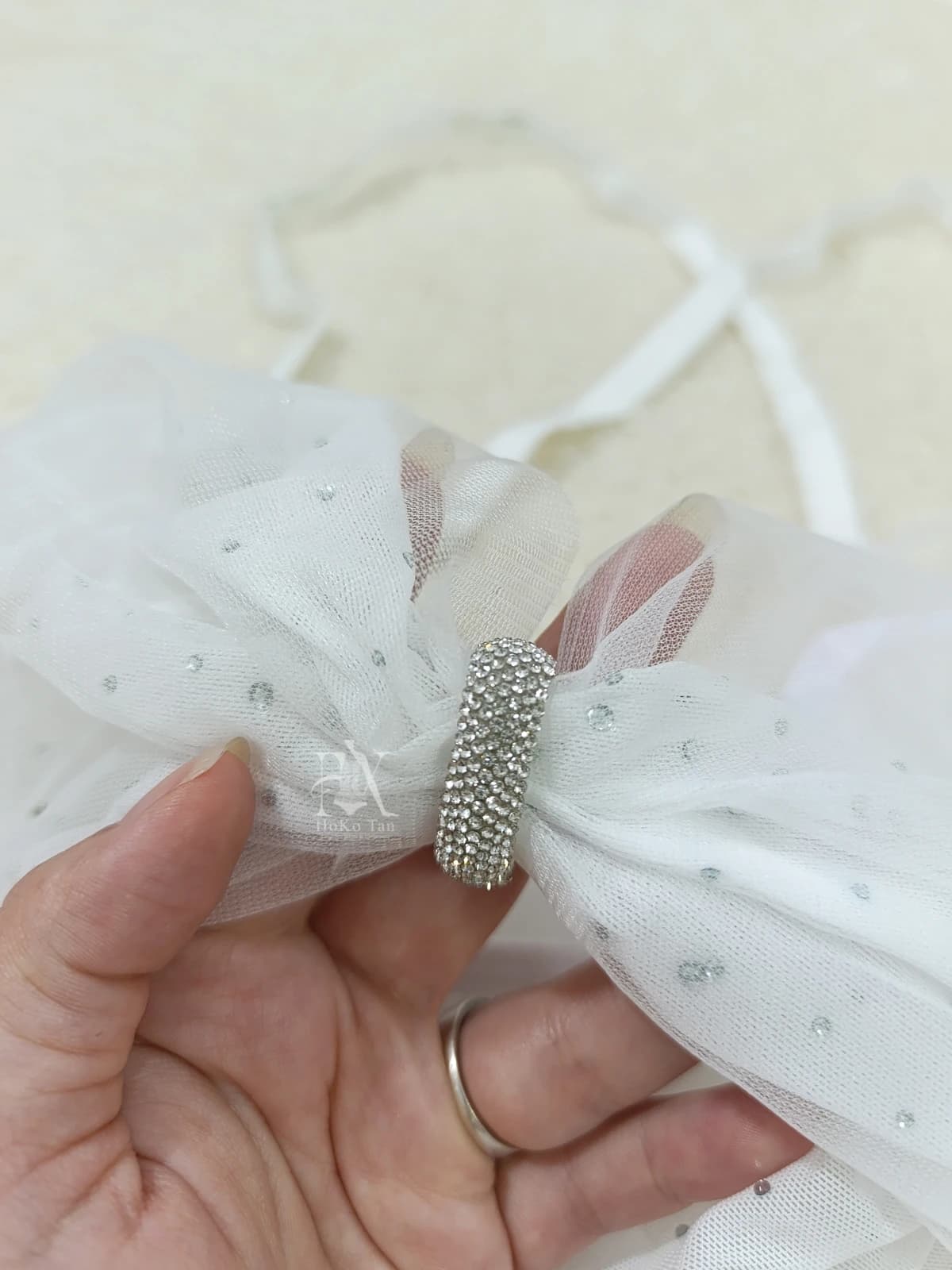 لباس خواب عروس حریر نگین دار کد 348 — تصویر ۳