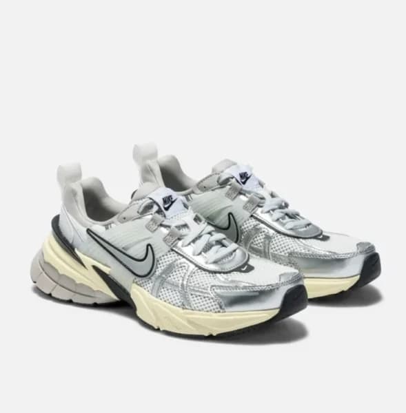 ست زن و مرد کتونی ویتنامی نایک کشلون وارداتی ویتنام Nike wmns V2k Run — تصویر ۶
