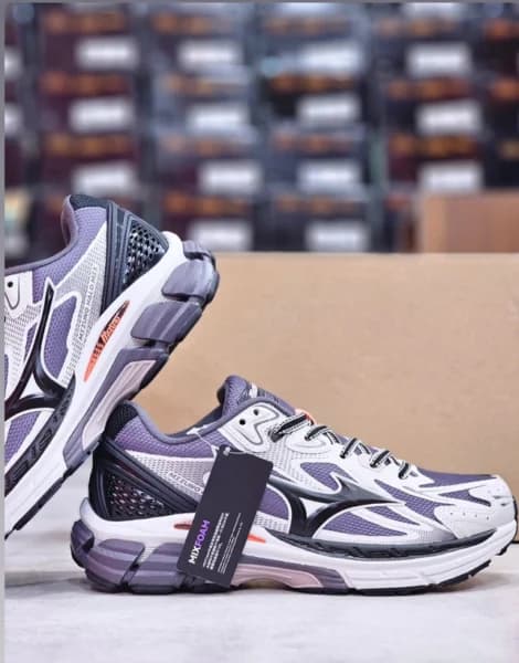 کتونی ویتنامی میزانو بتا اصل ویتنام Mizuno Wave Rider Beta بارکد و جعبه دار سایز ۴۰ ۴۱ ۴۲ ۴۳ ۴۴ ۴۵ — تصویر ۲