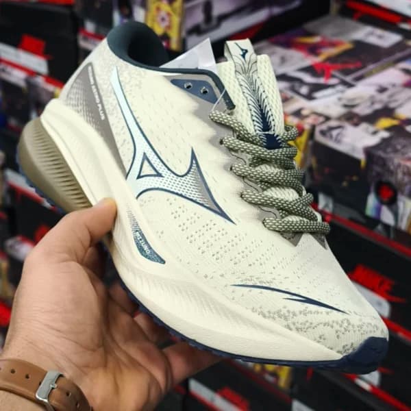کتونی میزانو آسترو پلاس Mizuno astro plus ضمانت ویتنامی و کیفیت سایز ۴۰ الی ۴۵ — تصویر ۵