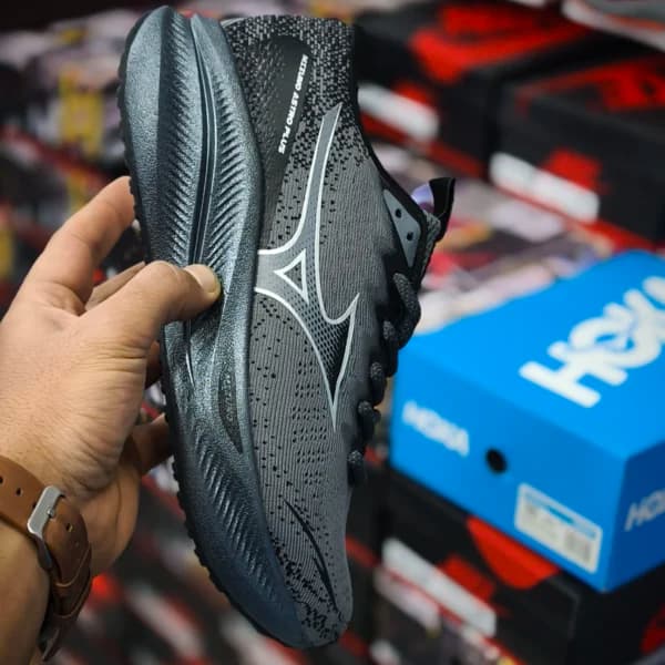 کتونی میزانو آسترو پلاس Mizuno astro plus ضمانت ویتنامی و کیفیت سایز ۴۰ الی ۴۵ — تصویر ۴