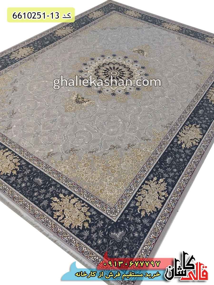 فرش طلاکوب 700 شانه طرح مهرگان زمینه نقره ای کاشان — تصویر ۳