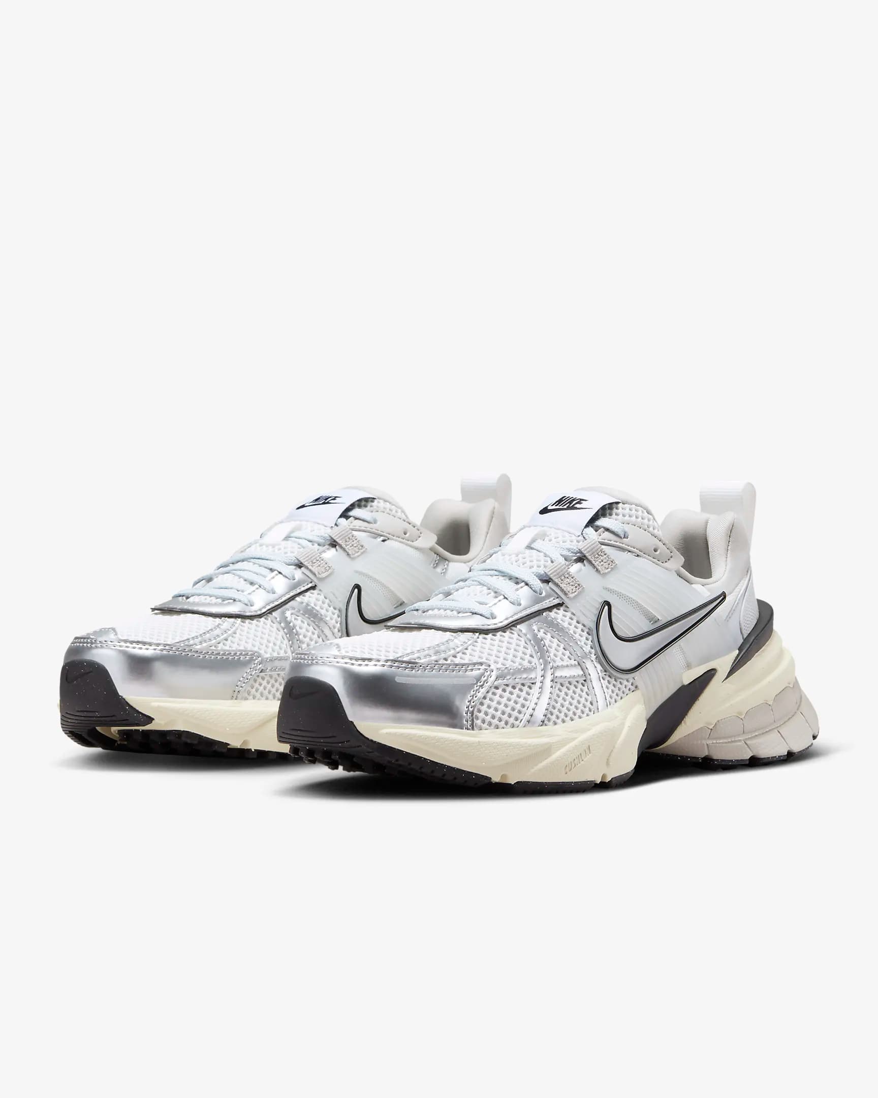 Nike V2K Run — تصویر ۵