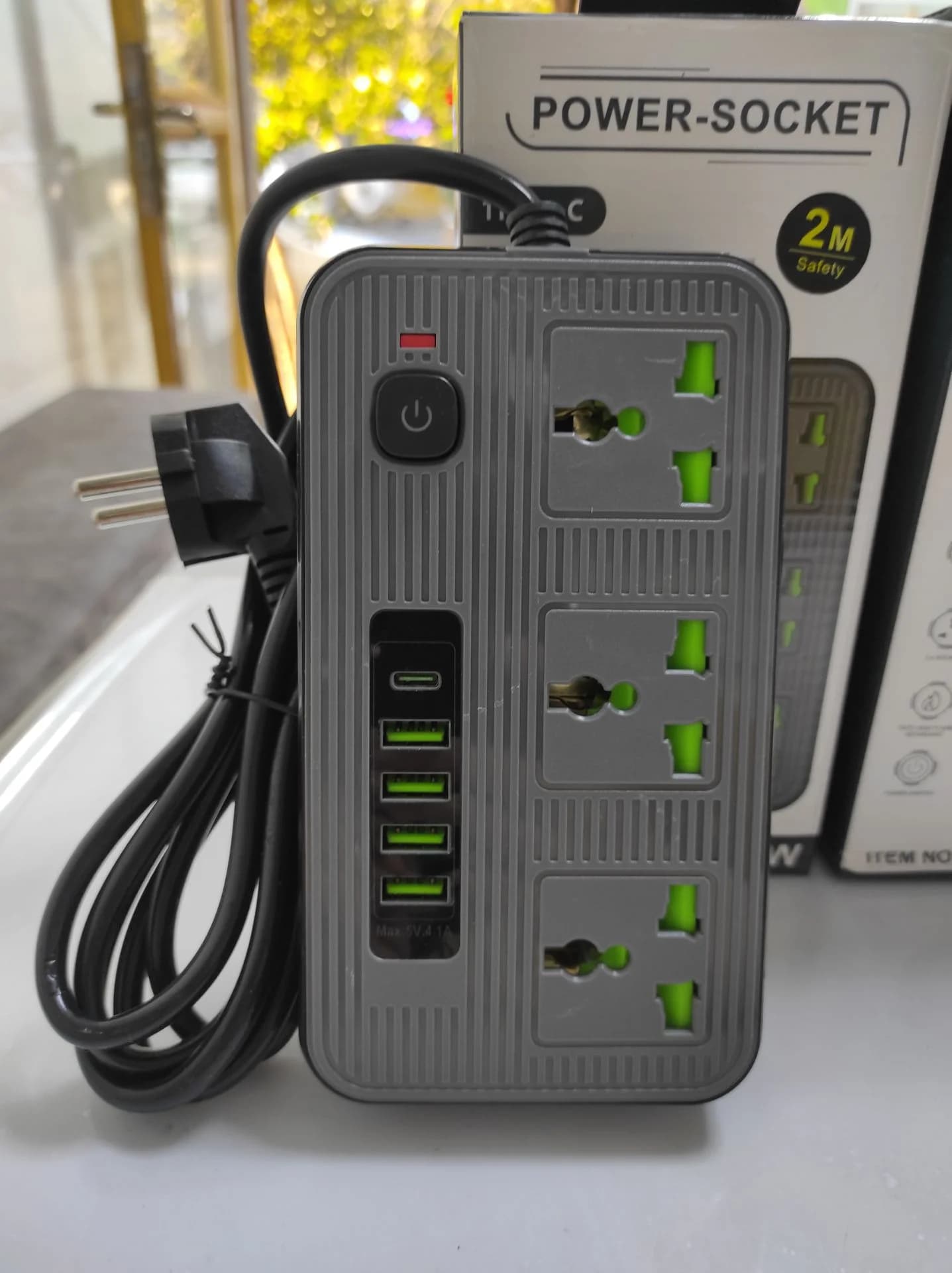 چند راهی برق پاور سوکت ۳ خانه به همراه ۴ پورت USB و ۱ پورت Type-C کابل ۲ متری — تصویر ۲