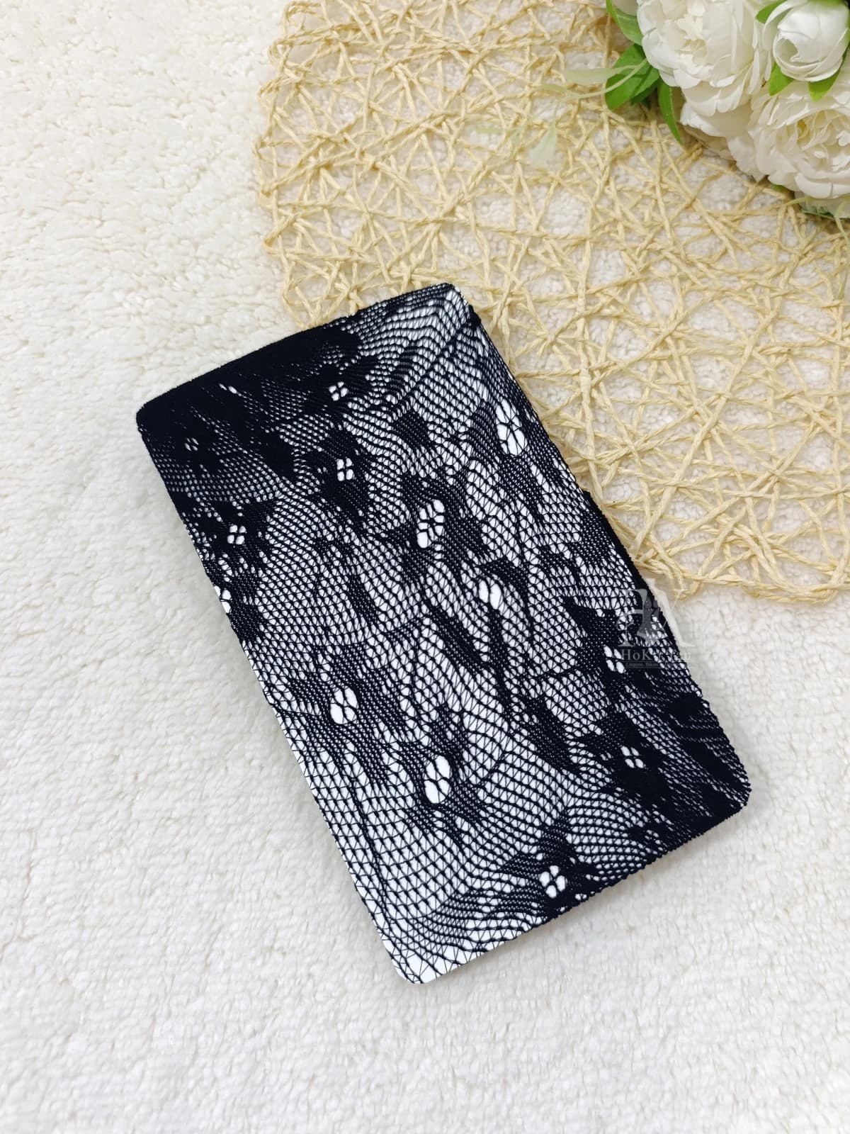 جوراب شلواری فانتزی لب ژله ای طرح گل کد 15 — تصویر ۲