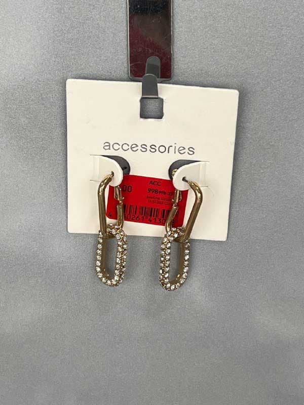 ✨ گوشواره طلایی نگیندار برند Accessories