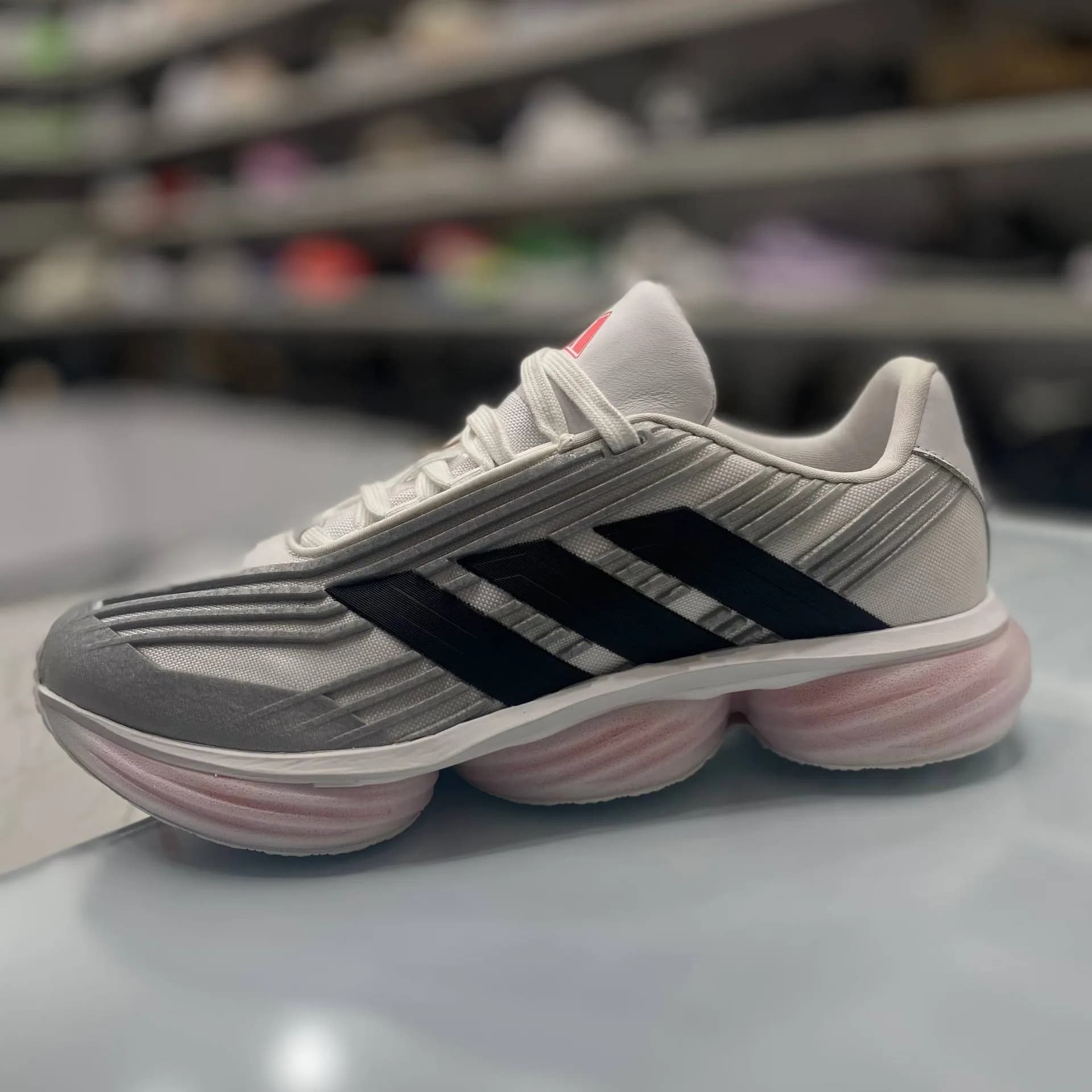 کفش LIGHTBLAZE POD V1 unisex Adidas کد 11584