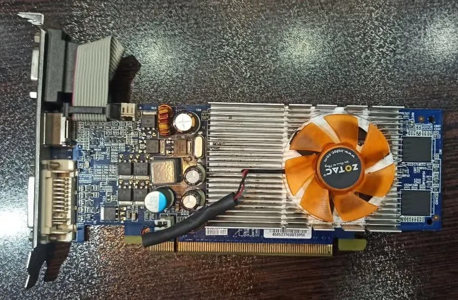 کارت گرافیک استوک 1 گیگ Geforce 9500GT