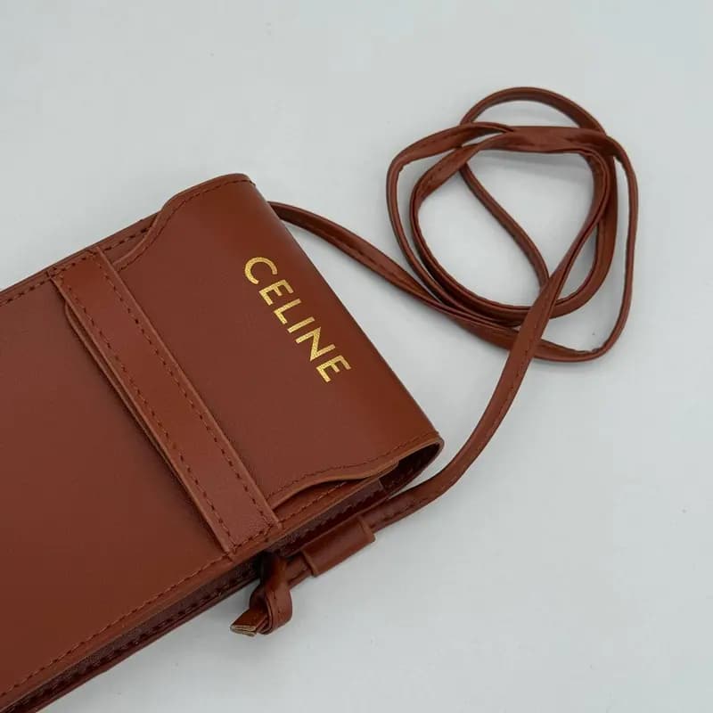 پک و کیف عینک چرمی سلین Celine پاریس بنددار لوکس عسلی با هاردباکس — تصویر ۳