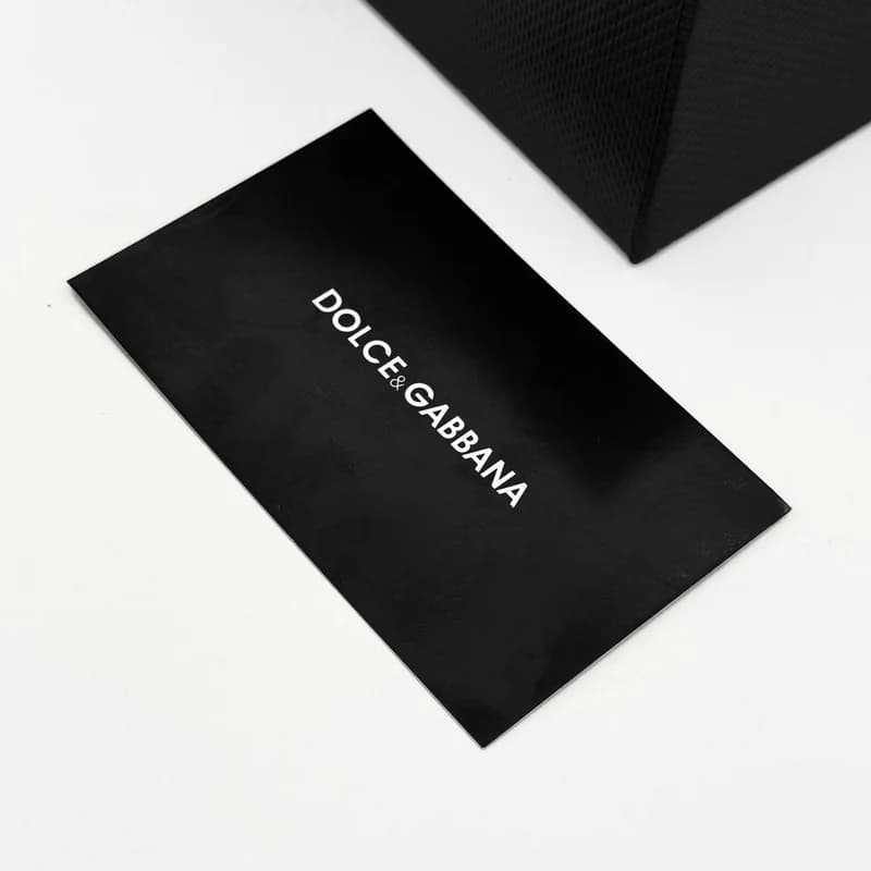 پک و کیف عینک مخملی دولچه گابانا Dolce & Gabbana با نشان طلایی — تصویر ۳