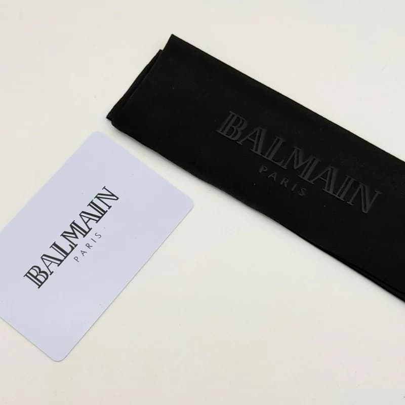 پک و جعبه عینک اورجینال بالمین Balmain پاریس هارد چرم مشکی طلایی — تصویر ۴