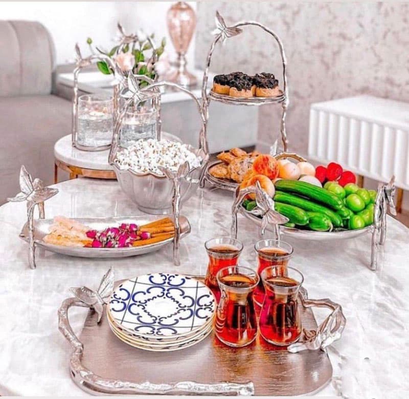 شیرینی خوری ایوان پروانه طلایی چکشی براق — تصویر ۲