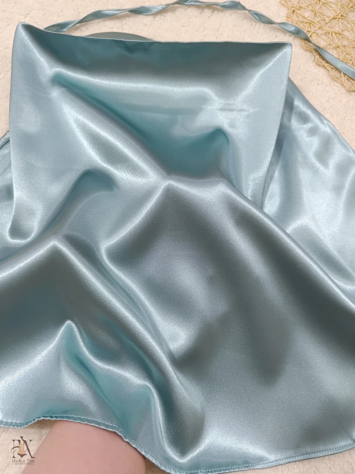 ست تاپ و شورتک ساتن فانتزی سلنا کد 162 — تصویر ۲