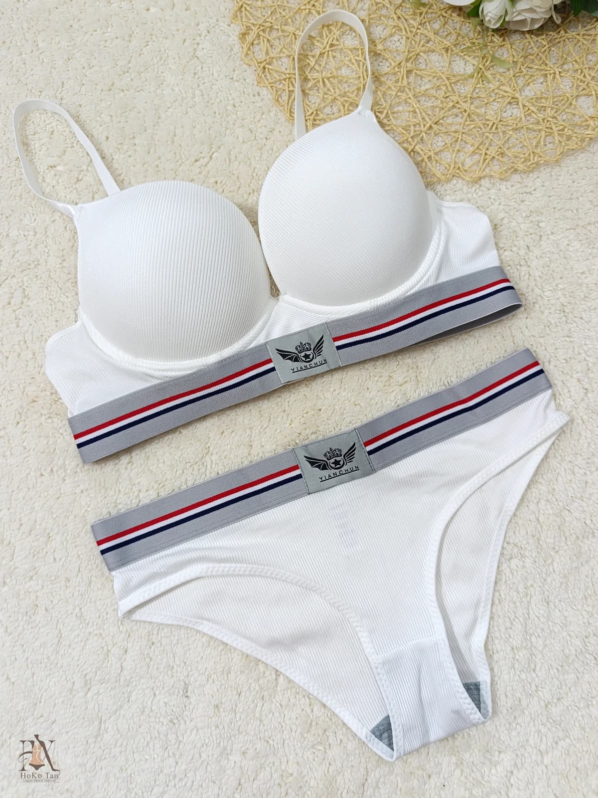 ست شورت و سوتین اسفنجی کبریتی کش پهن اسپرت کد 38 — تصویر ۶
