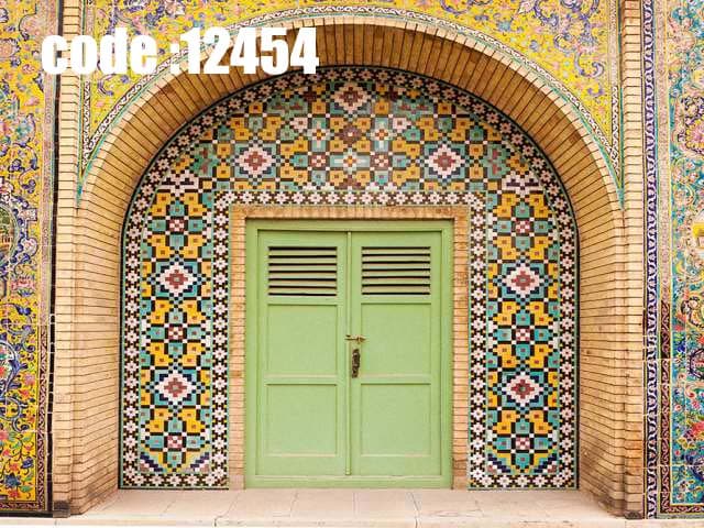 پوستر دیواری طرح در سبز قاجاری