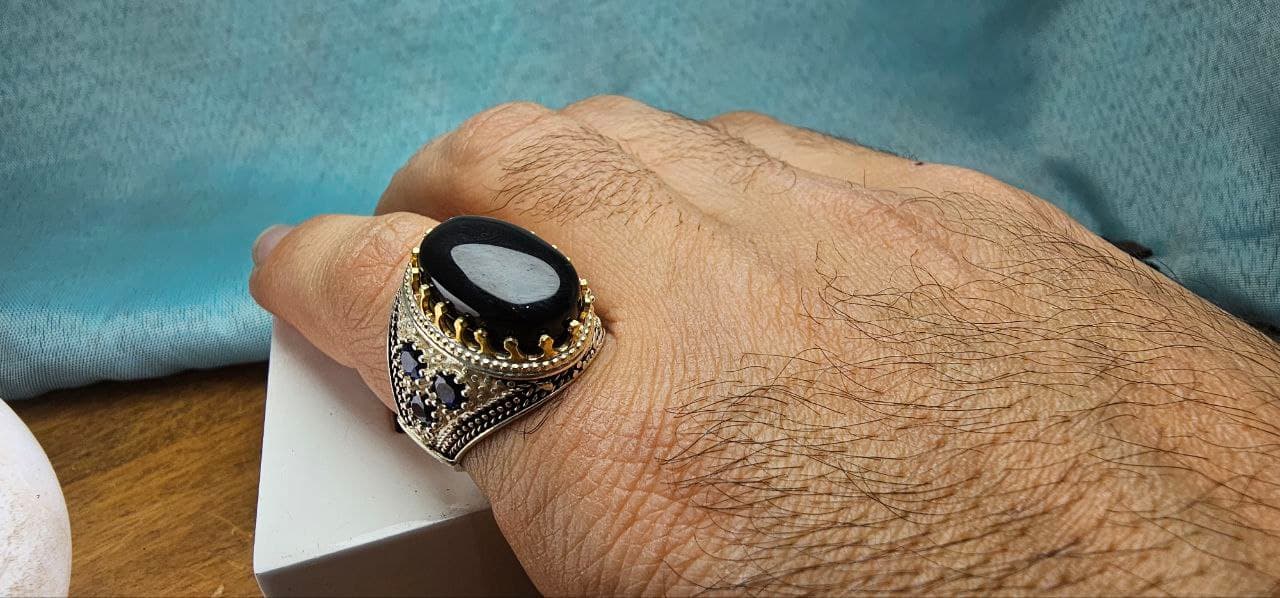 انگشتر نقره عقیق یمنی مشکی اصل — تصویر ۳
