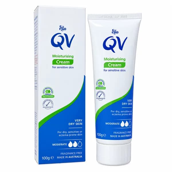 کرم مرطوب کننده و ترمیم کننده پوست خشک و حساس کیووی QV وزن 100 گرم
