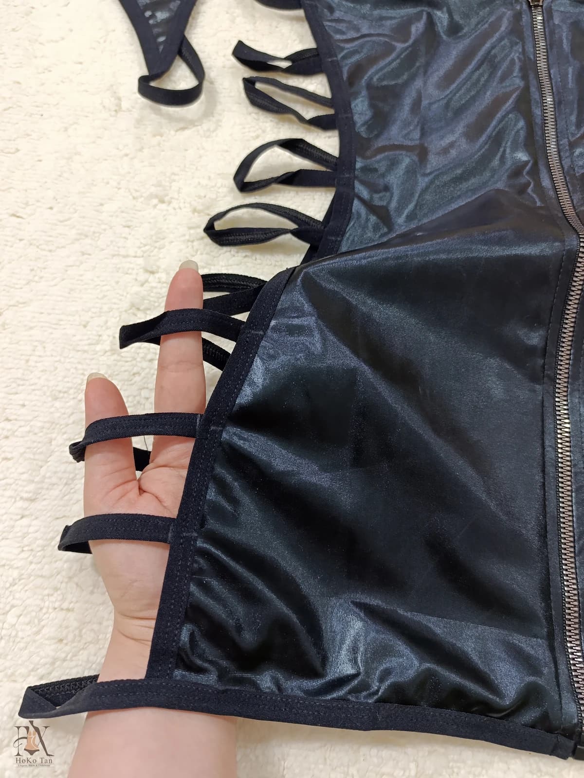 لباس خواب چرم دیسکویی فانتزی کد 129 — تصویر ۶