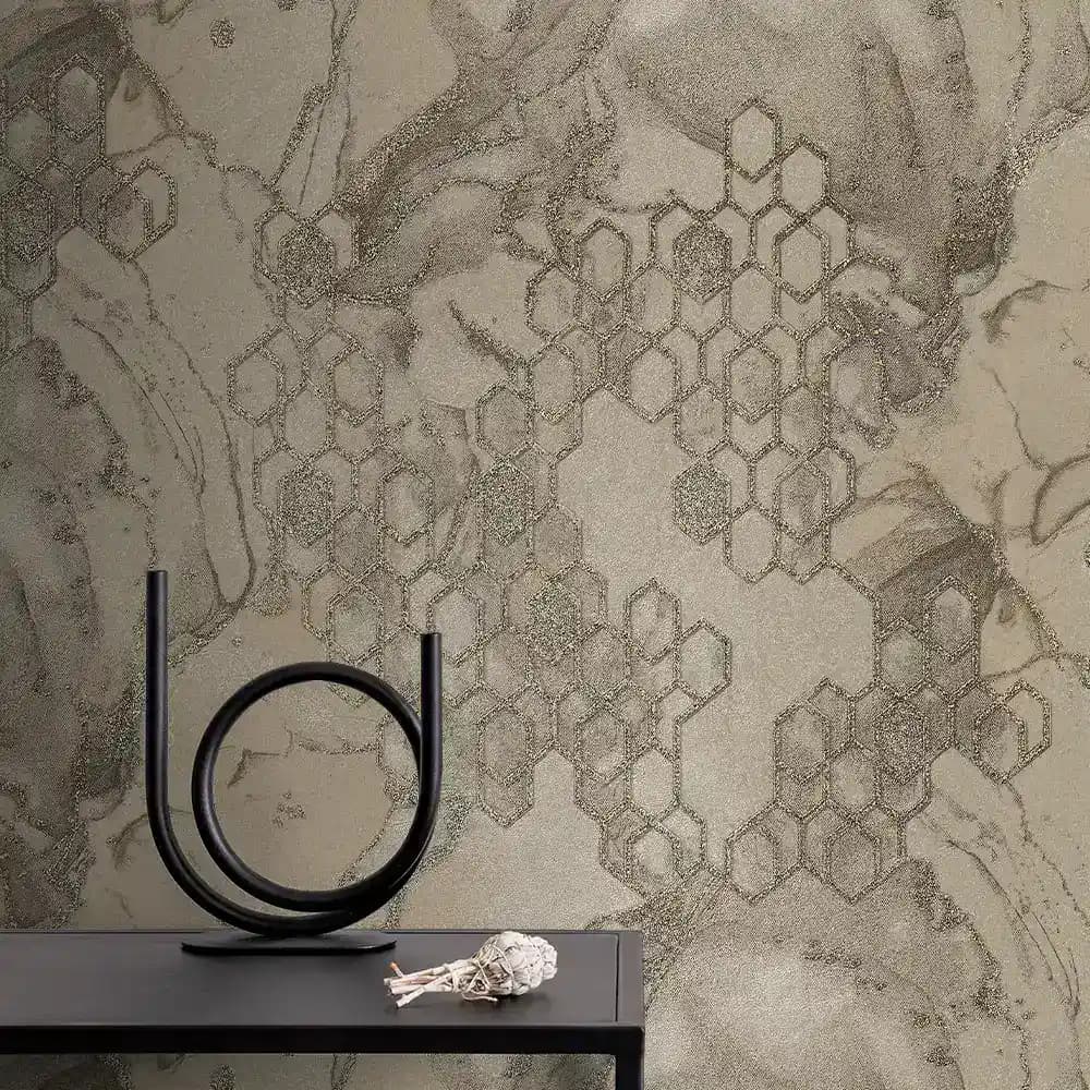 کاغذ دیواری تیتانیوم طرح هندسی نقره‌ای کد ۱۱۰۹۸- ارسال از تهران