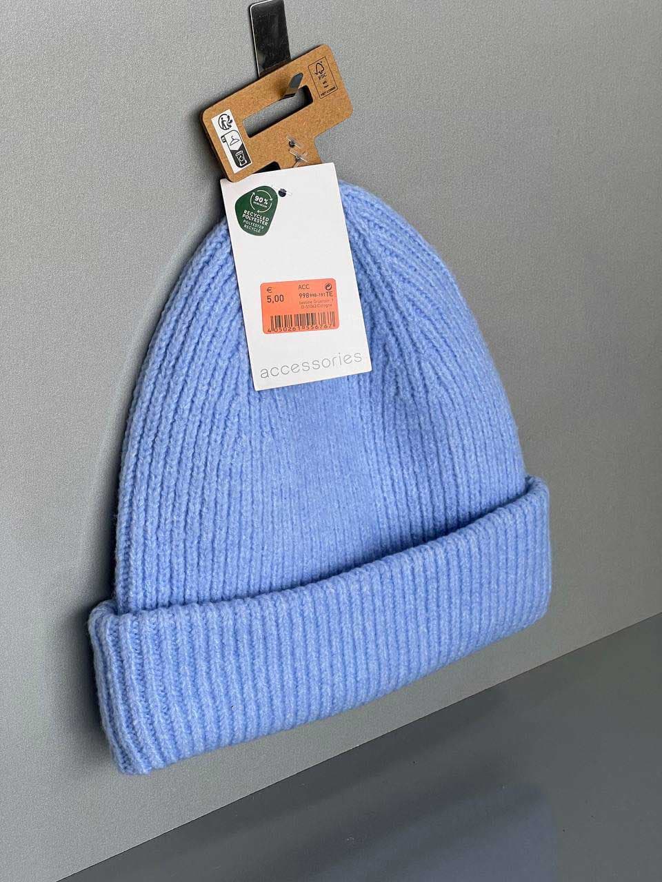 کلاه زمستانی آبی پاستلی برند Accessories — تصویر ۲