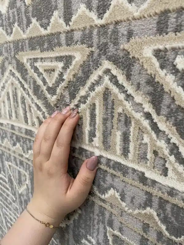 فرش مدرن ماشینی با رنگ خنثی کد215 — تصویر ۶