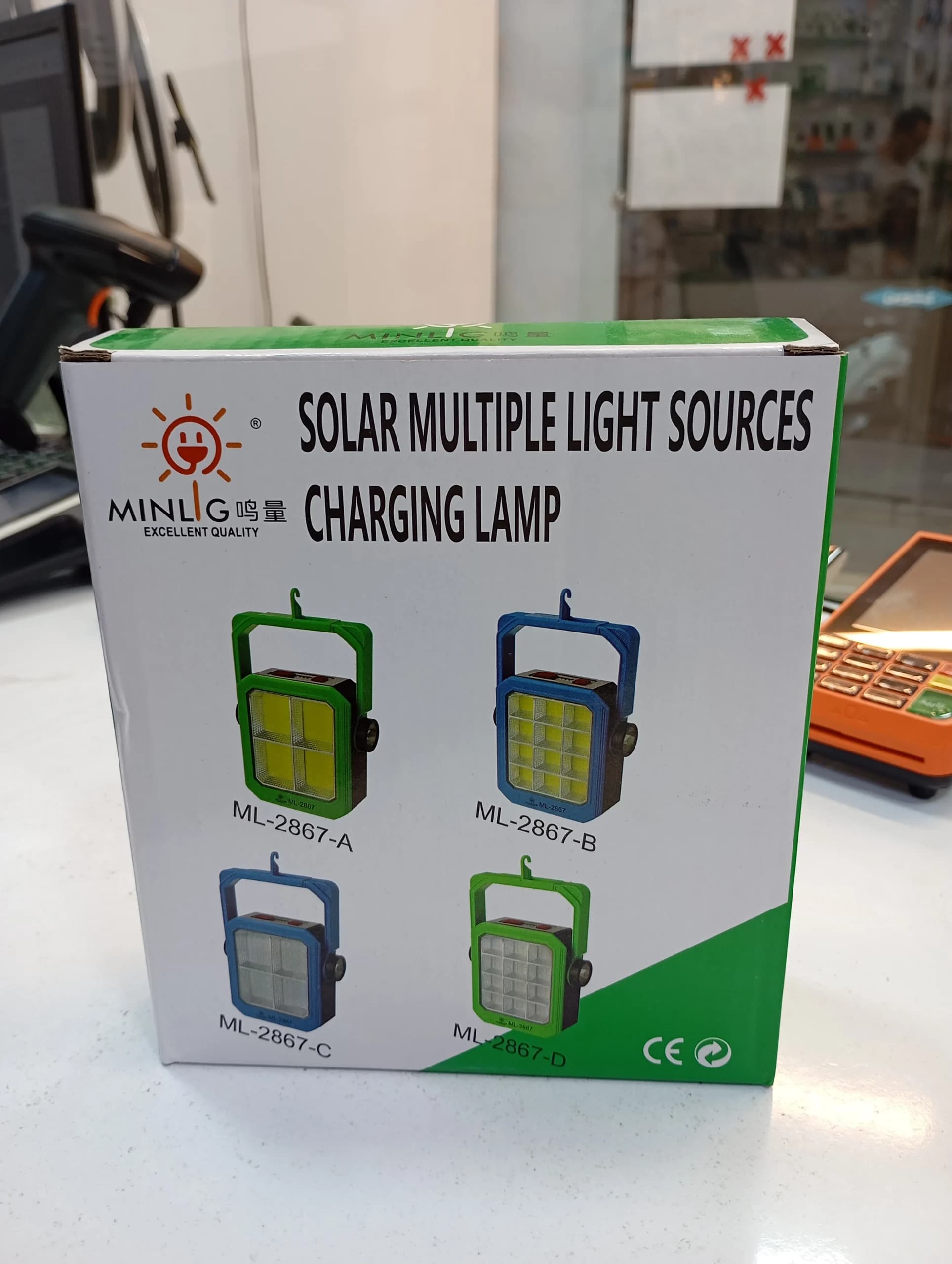 پروژکتور شارژی سیار و پاور بانک خورشیدی Minlig ML-2867-A — تصویر ۳