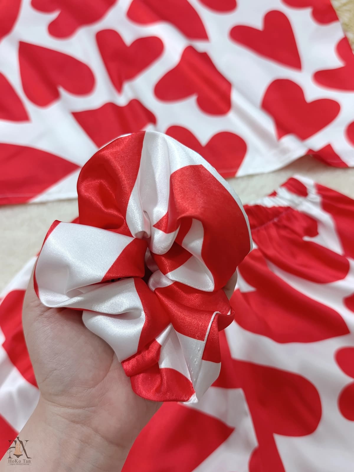 تاپ و شورتک ساتن سایز بزرگ طرح قلب کد 74 — تصویر ۳