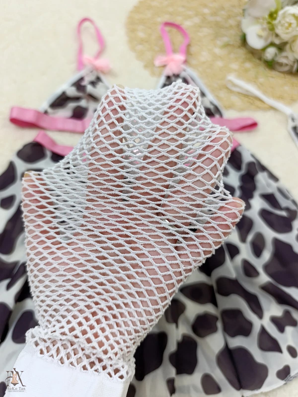 کاستوم عروسکی گاوی 4 تیکه توری کد 65 — تصویر ۲