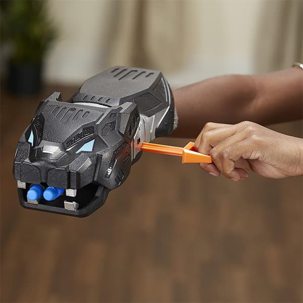 دستکش بلک پنتر Nerf مدل Vibranium Strike — تصویر ۴