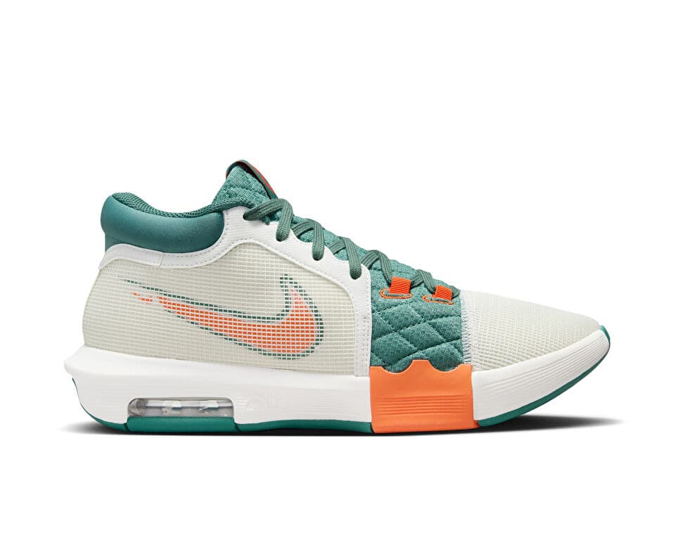 Nike Lebron Witness 8 Basketball
