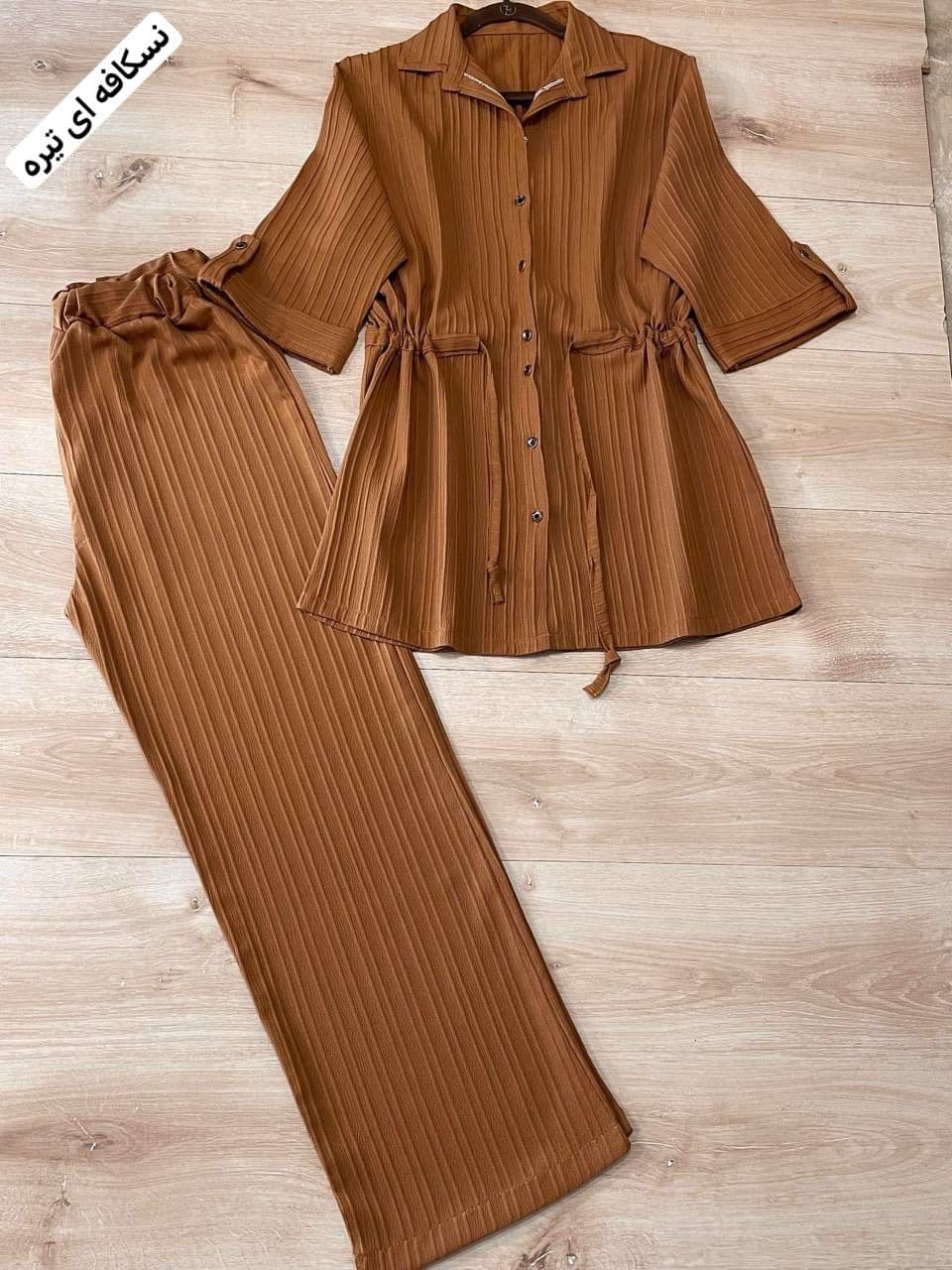 ست زنانه مانتو و شلوار نسکافه ای تیره راحتی و خنک 403434 A — تصویر ۲
