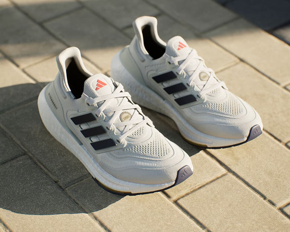 Adidas Ultraboost Light W Shoes — تصویر ۲