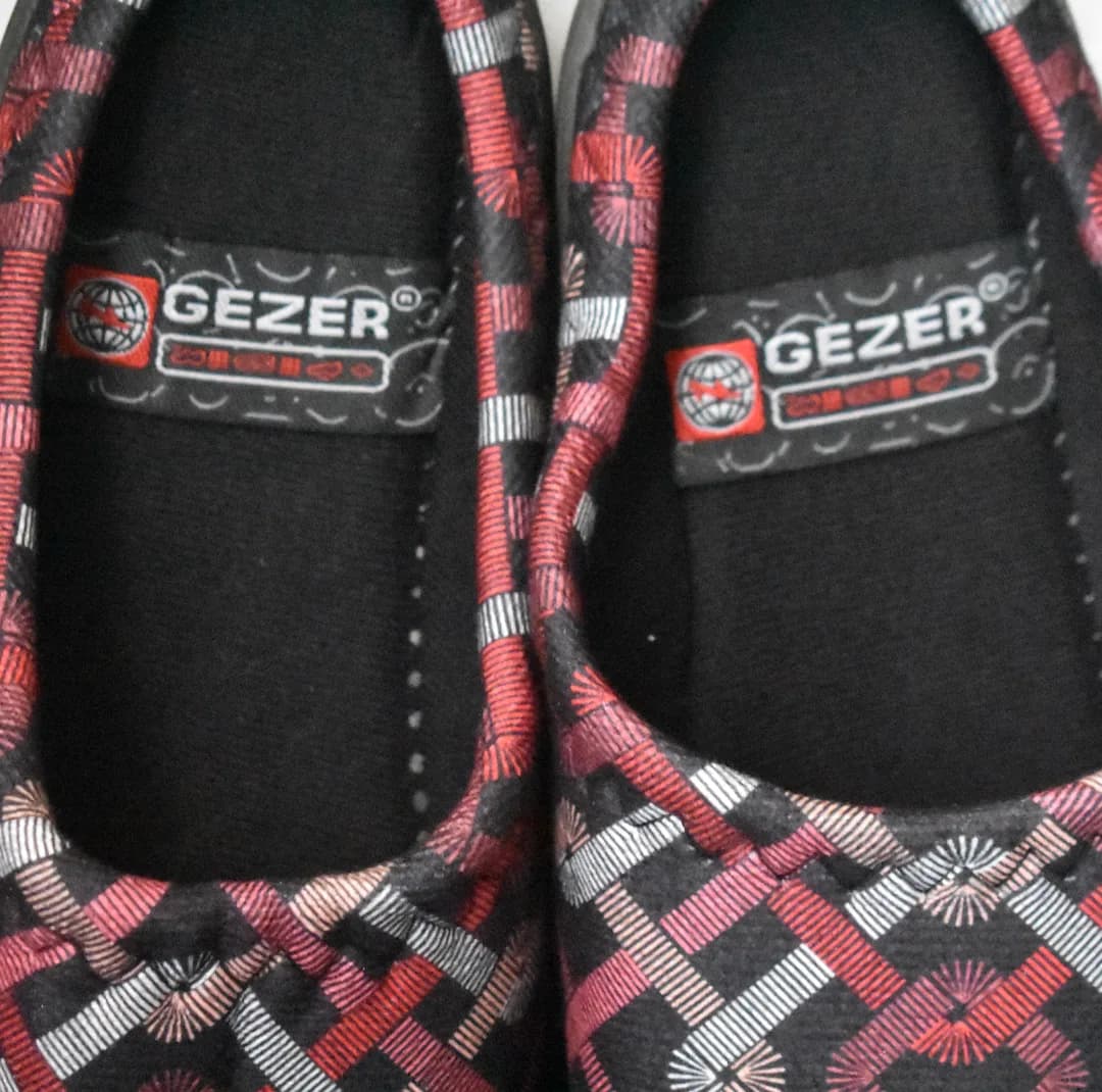 دمپایی حوله‌ای گزر مدل GT16122RED — تصویر ۳