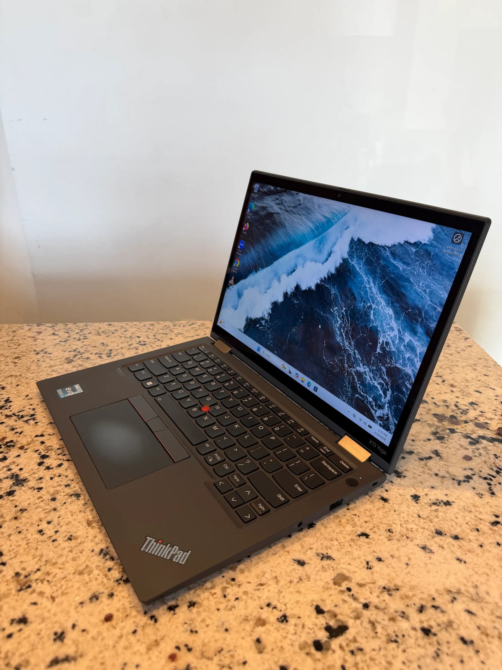 Lenovo ThinkPad X13 – R5-4650U – 16GB – 256GB SSD – AMD Radeon 512MB – 13″ FHD — تصویر ۲