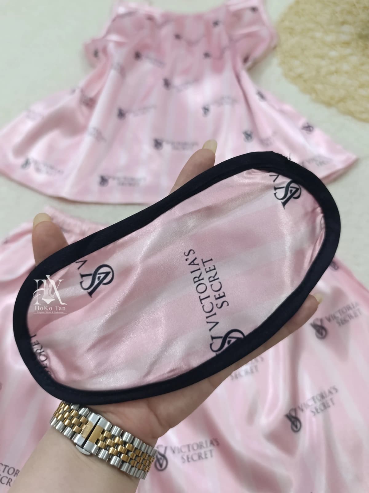 ست تاپ و شورتک victoria secret ساتن 4 تیکه کد 1542 — تصویر ۴