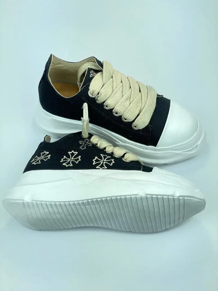 ونس ریک اونز RICK OWENS کد 3007 گلدوزی پارچه جودون مشکی گلدوزی کرم — تصویر ۷