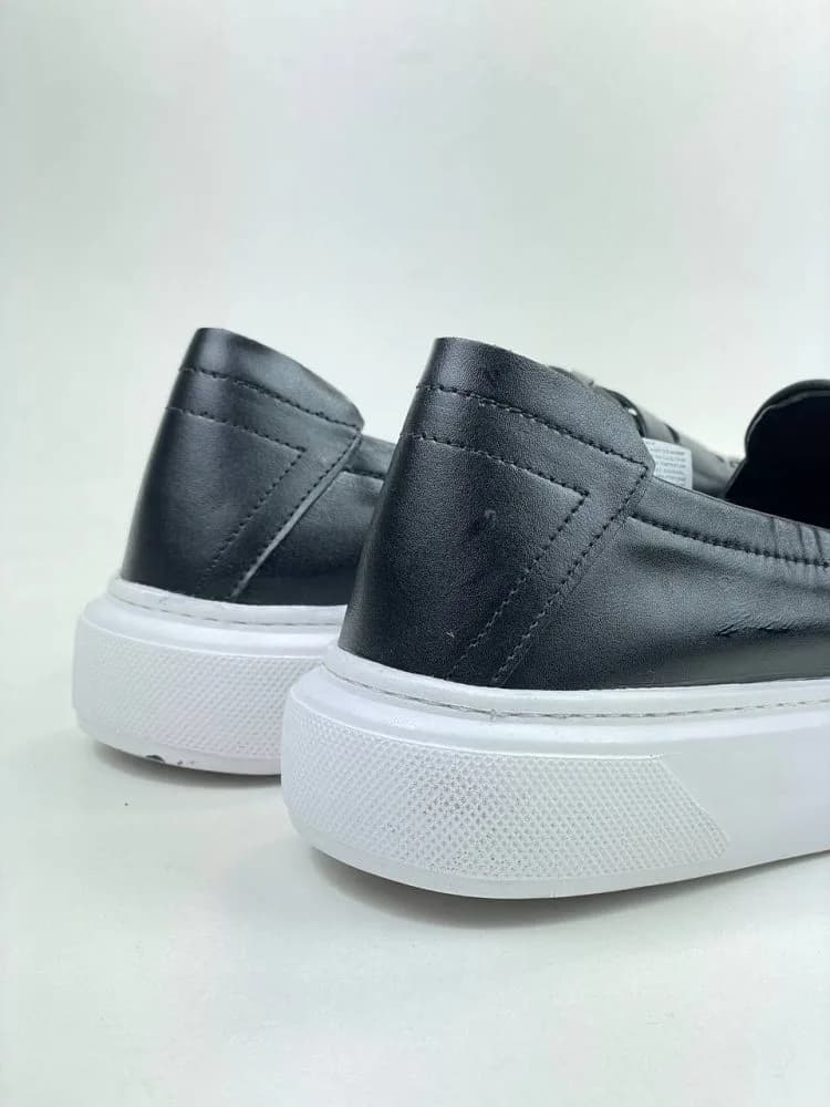 لوفر BOTTEGA VENETA بوتگا ونتا بافت حصیری مشکی زیره سفیدکد 3103 — تصویر ۲