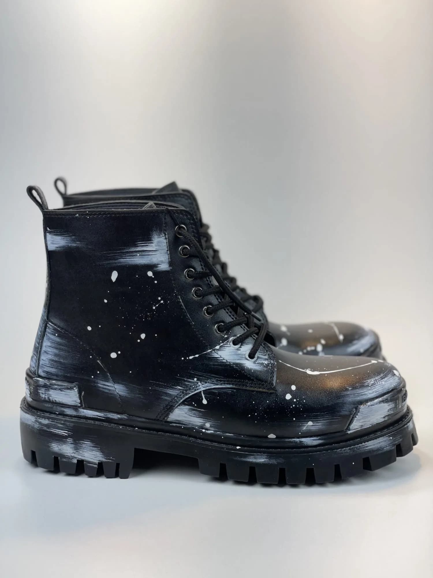 کد 2912 بوت بالنسیاگا BALENCIAGA نقاشی آبرنگی