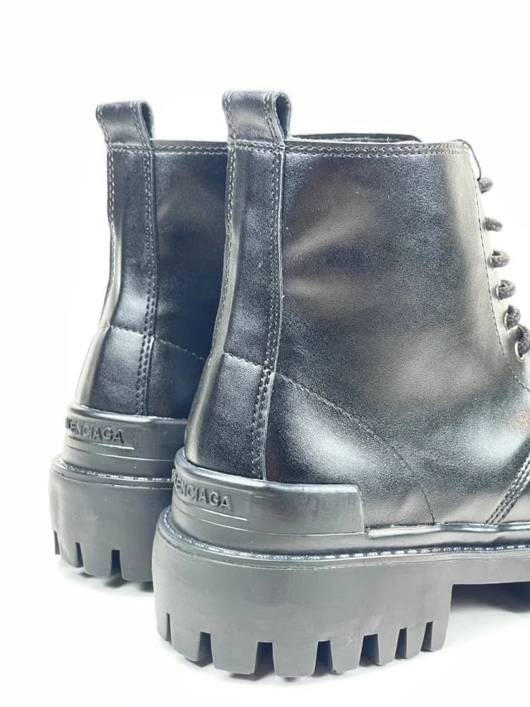 کد 2903 نیم بوت چرم بالنسیاگا BALENCIAGA مشکی — تصویر ۳