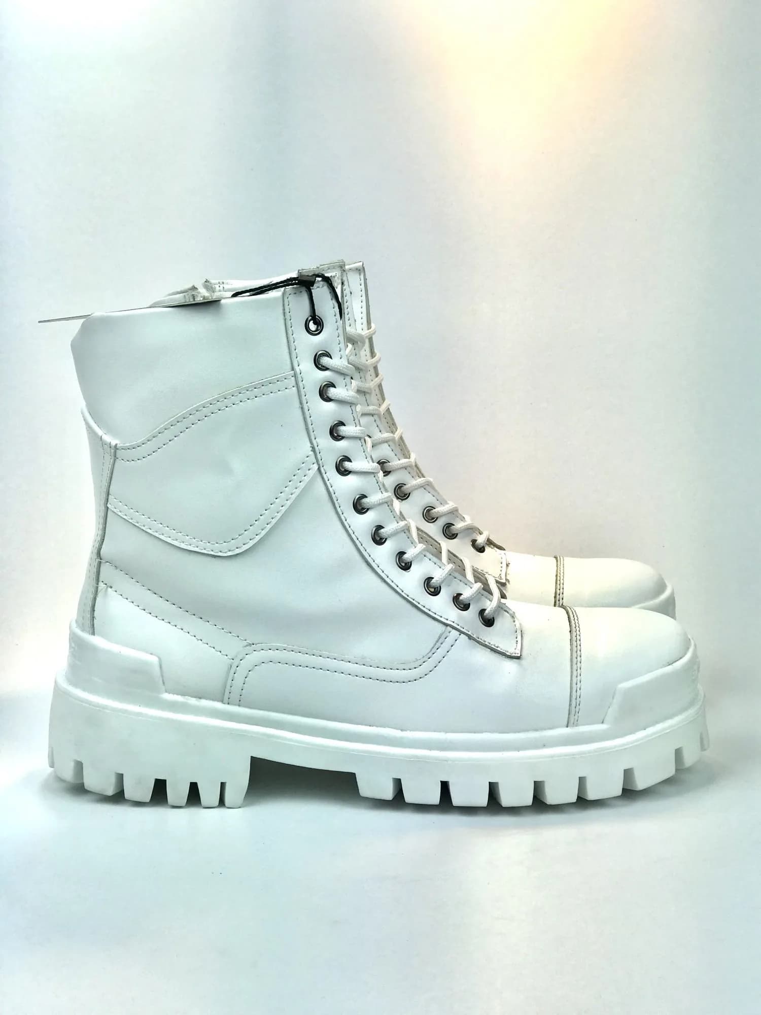 کد 2901 بوت چرم بالنسیاگا BALENCIAGA