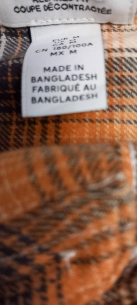 پیراهن پشمی مردانه چهارخانه وارداتی برند اچ اند ام H&M – کد۱۲ — تصویر ۳