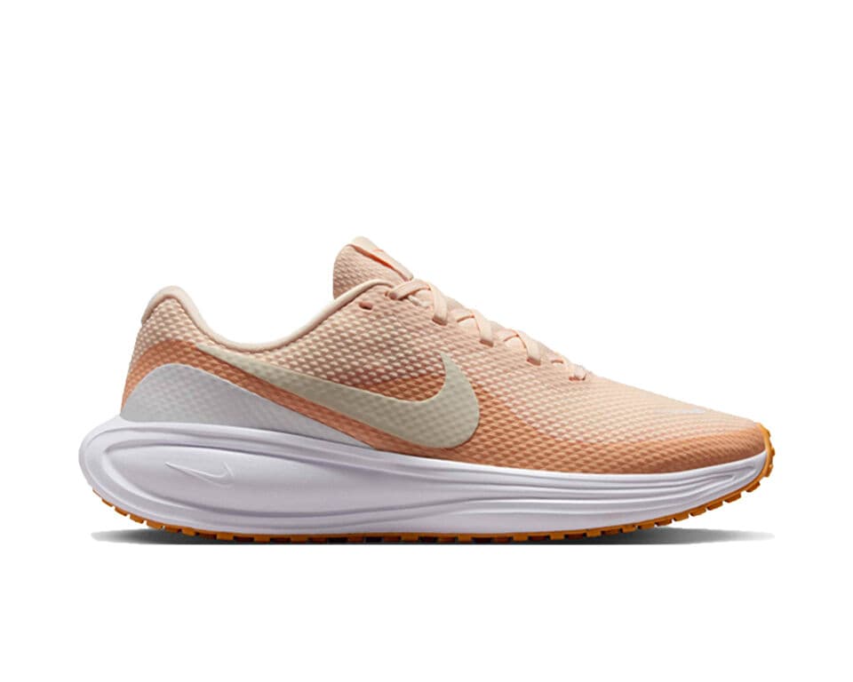 Nike W REVOLUTION 8 Shoes