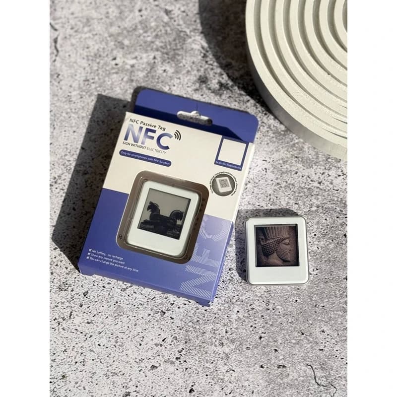 تگ NFC با نمایشگر جوهر الکترونیکی؛ بدون نیاز به باتری — تصویر ۳
