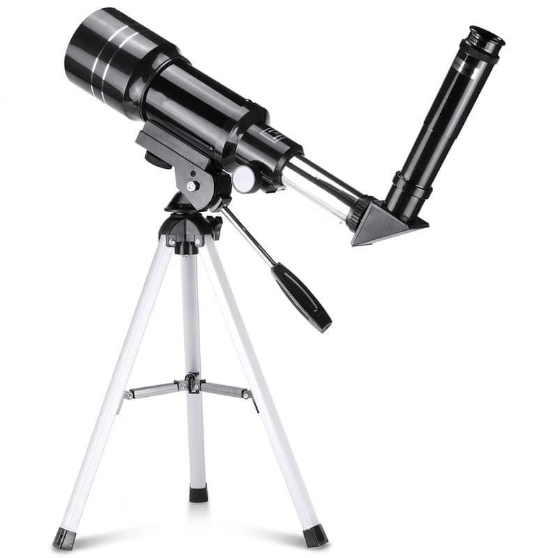 تلسکوپ مدل 300x70mm New 2026 به همراه سهپایه، شکستی آکروماتیک با دهانه 70 میلیمتر و فاصله کانونی 300 میلیمتر، بزرگنمایی 50 تا 150 برابر، دارای چشمیهای 6 و 20 میلیمتری، بارلو 3X و جوینده 22×5، من